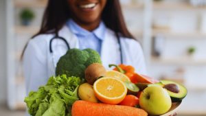 What is the Difference Between a Dietitian and Nutritionist?